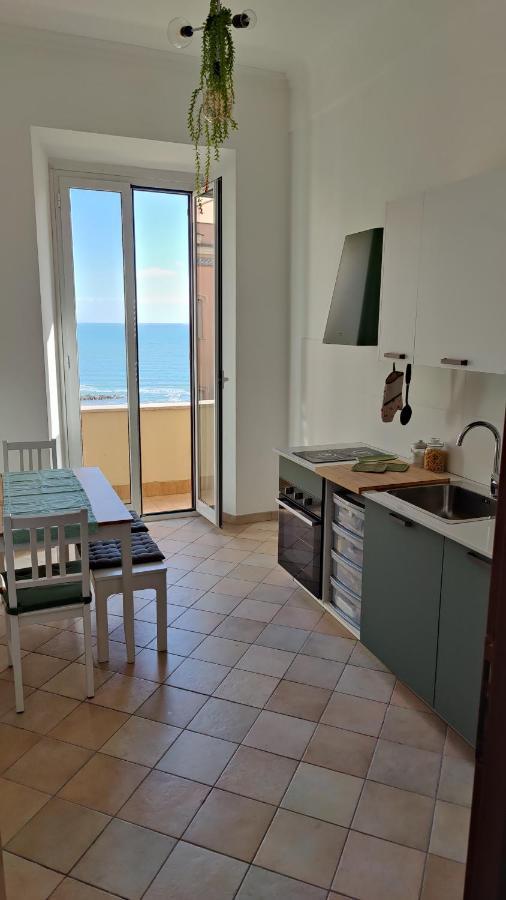Bellavista, Il Tuo Soggiorno Vista Mare! Apartment Нетуно Екстериор снимка